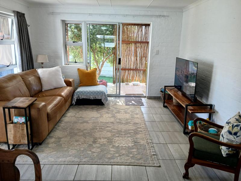 2 Bedroom Property for Sale in Stilbaai Wes Western Cape